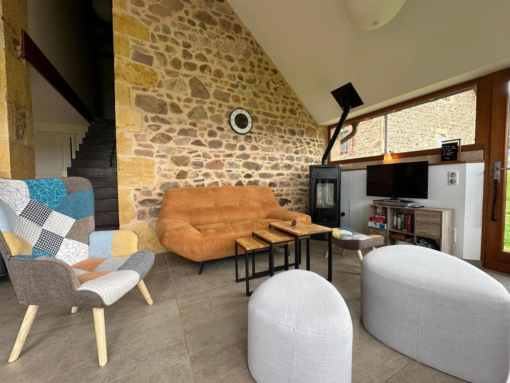 Les Perruchons Ancienne Grange Renovee Avec Soin Ozolles Exterior foto